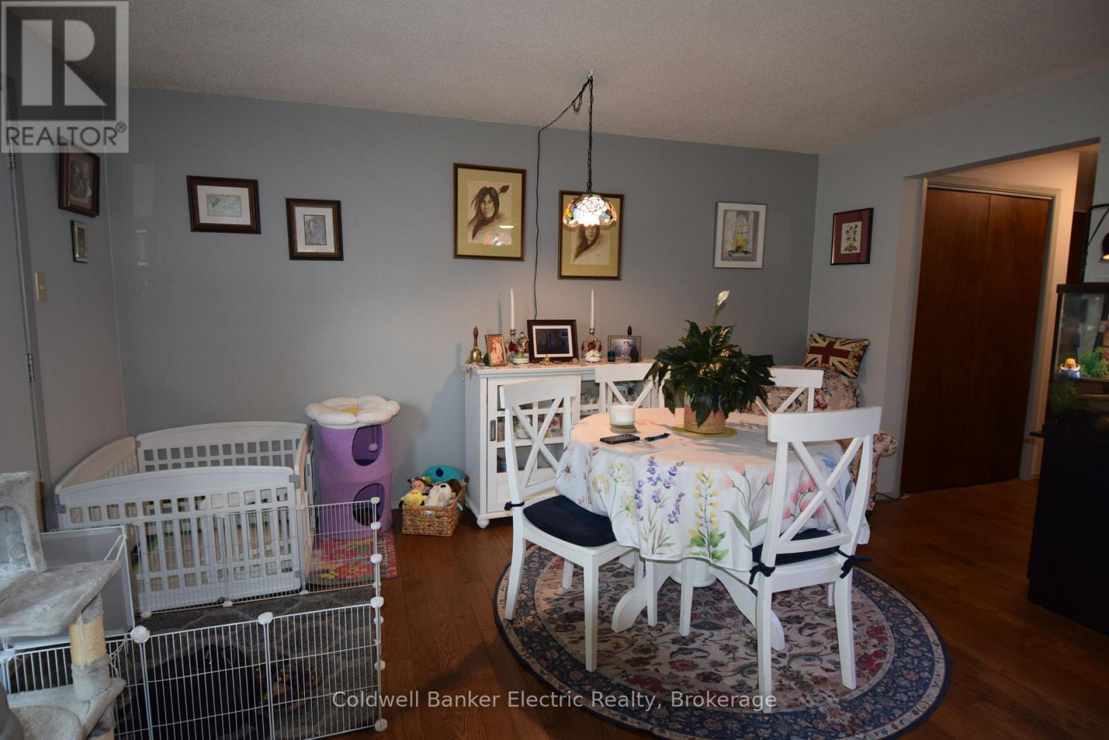 #104 2418 MOUNTLAND DRIVE - 7