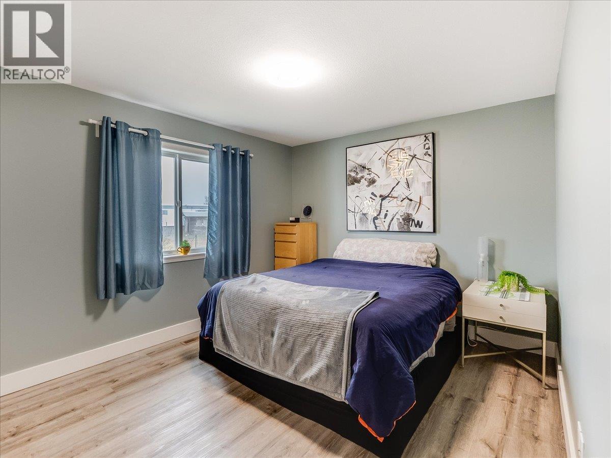 601 12TH Avenue - 43