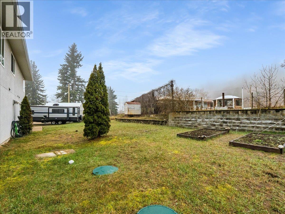 601 12TH Avenue - 76