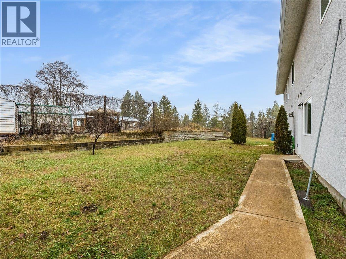 601 12TH Avenue - 72