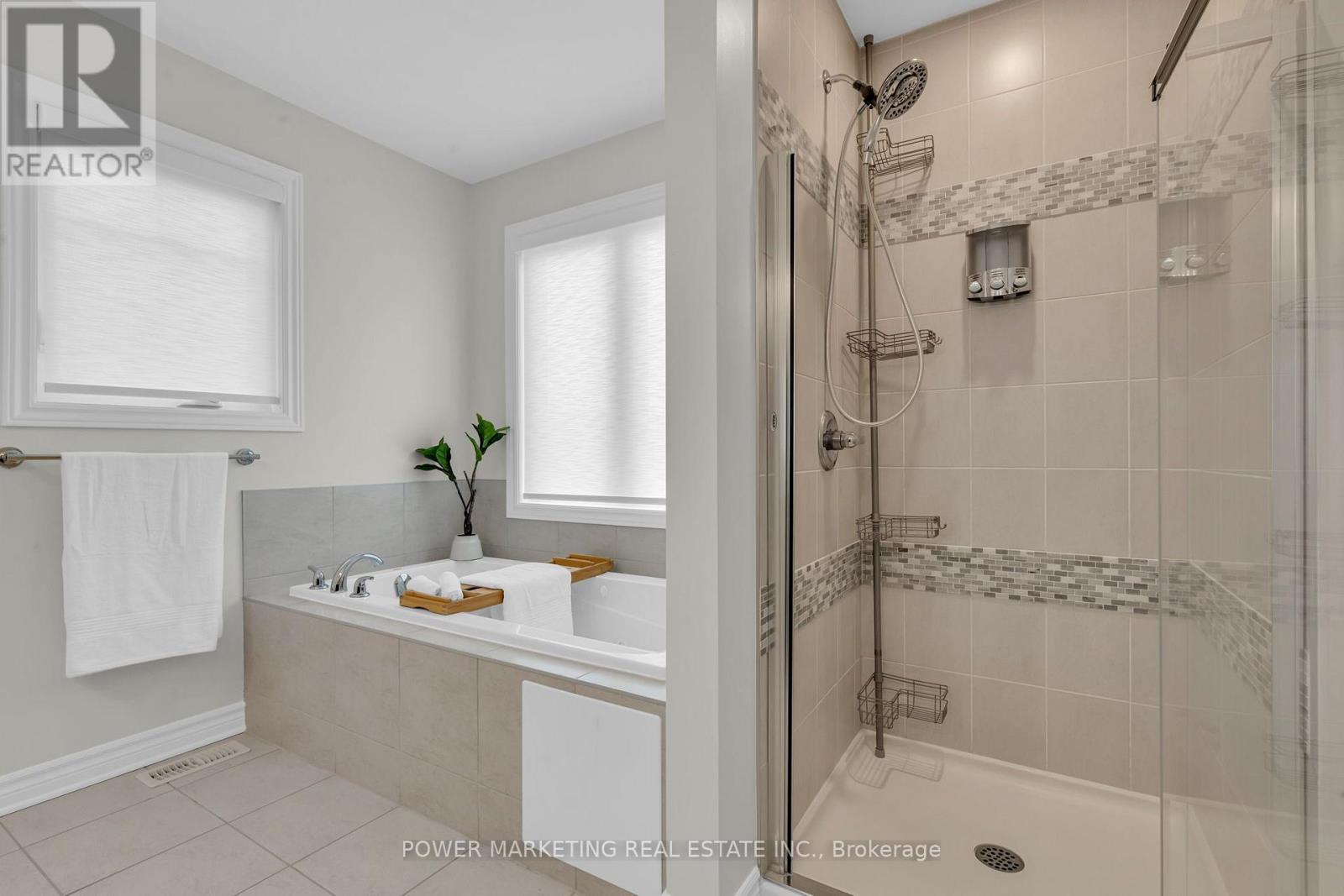 Condos for Rent in Ottawa – 208 ALEX POLOWIN AVENUE, Ottawa – By Peter Sagos - Image 30