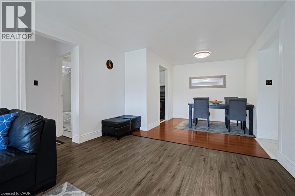 #87 1096 JALNA Boulevard - 10