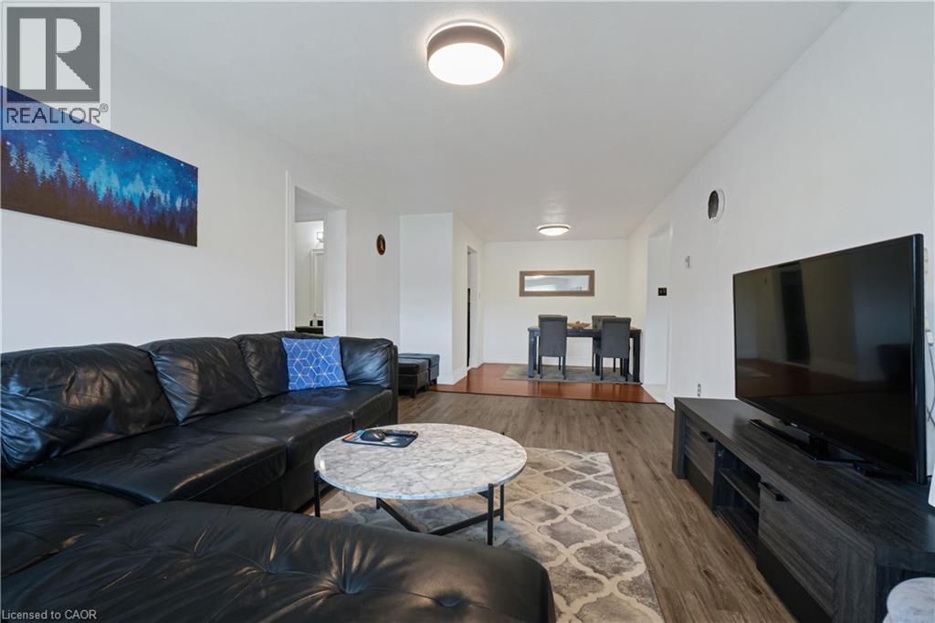 #87 1096 JALNA Boulevard - 9