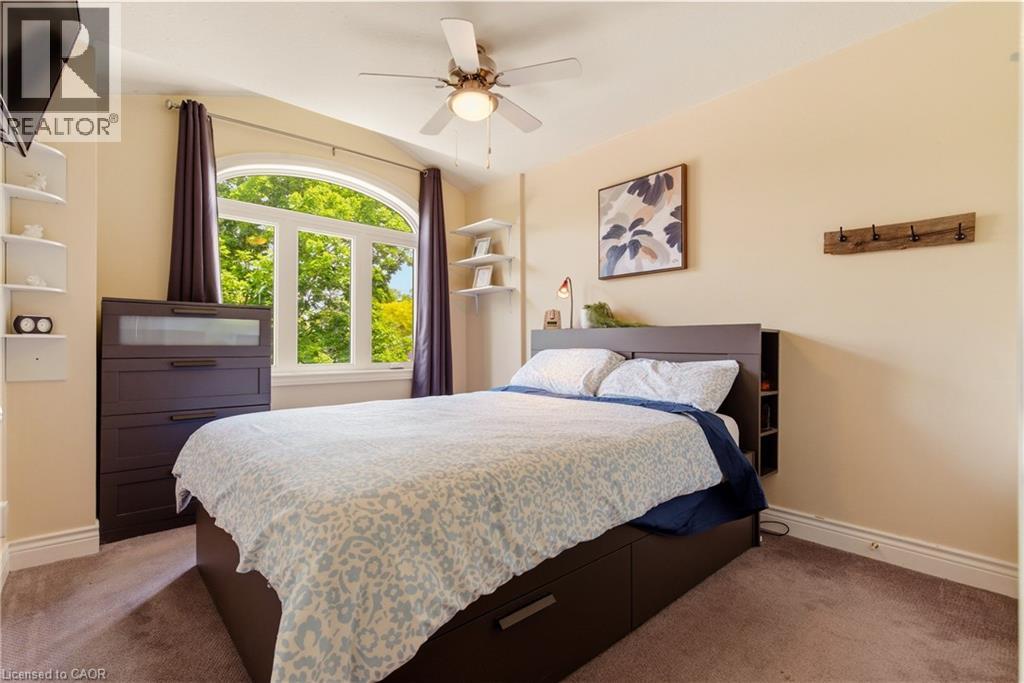 #8 2110 HEADON Road - 27