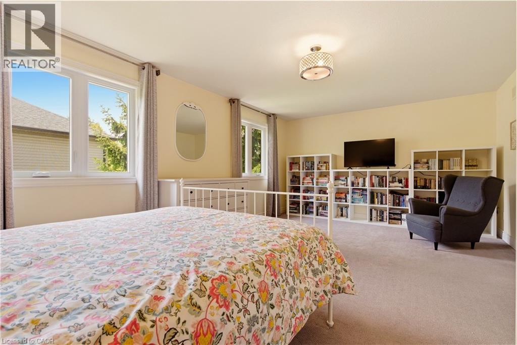 #8 2110 HEADON Road - 21