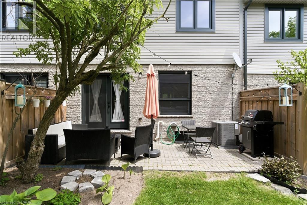 #8 2110 HEADON Road - 38