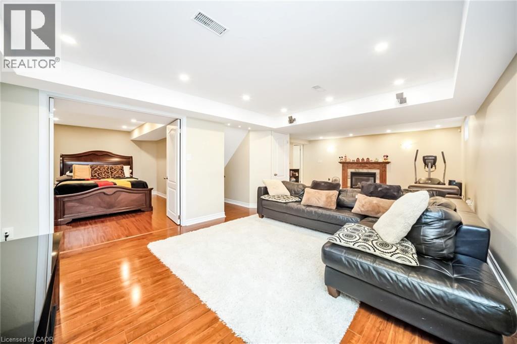19 SONATA Avenue - 43