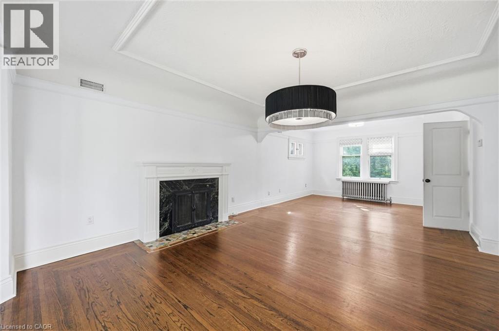 73 DROMORE Crescent - 4