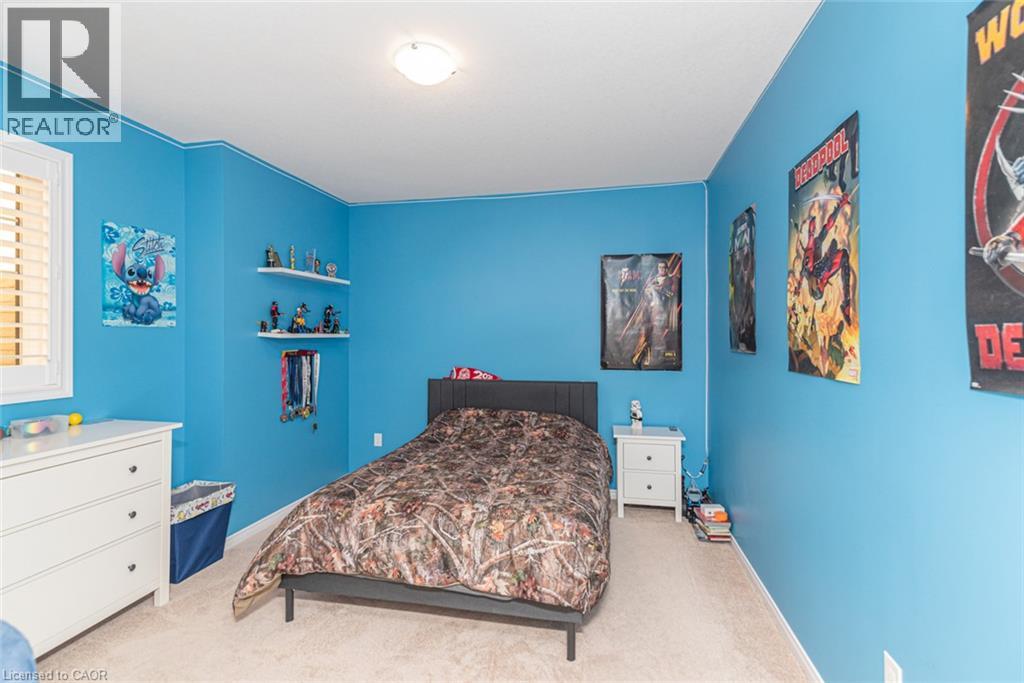 31 LARRY Crescent - 26