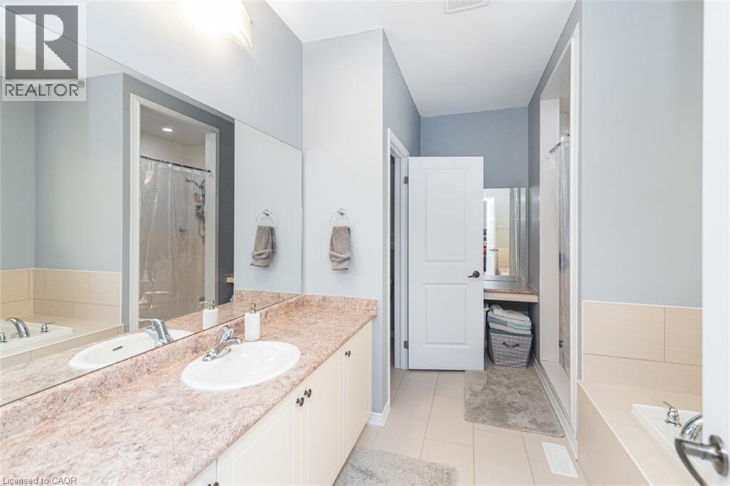 4-bedroom home for sale at 31 LARRY Crescent, Caledonia ON · photo 29 of 50