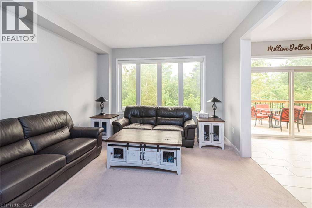 31 LARRY Crescent - 10