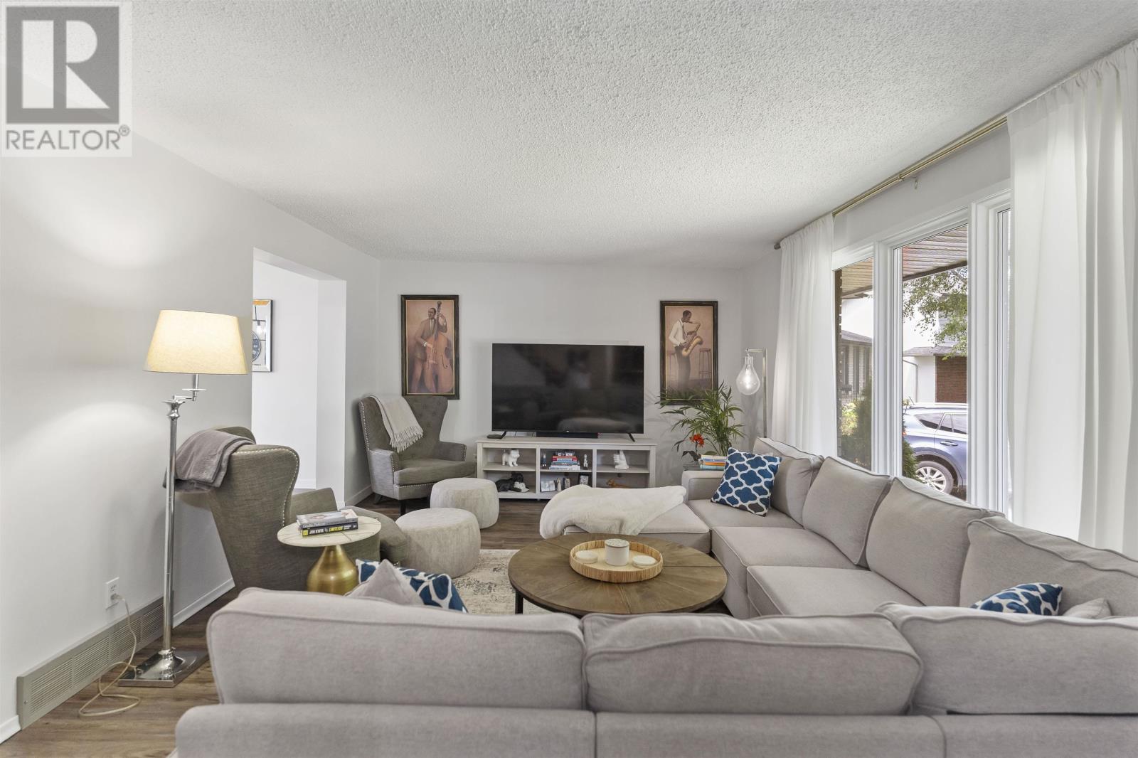 386 Lambton PL - 15
