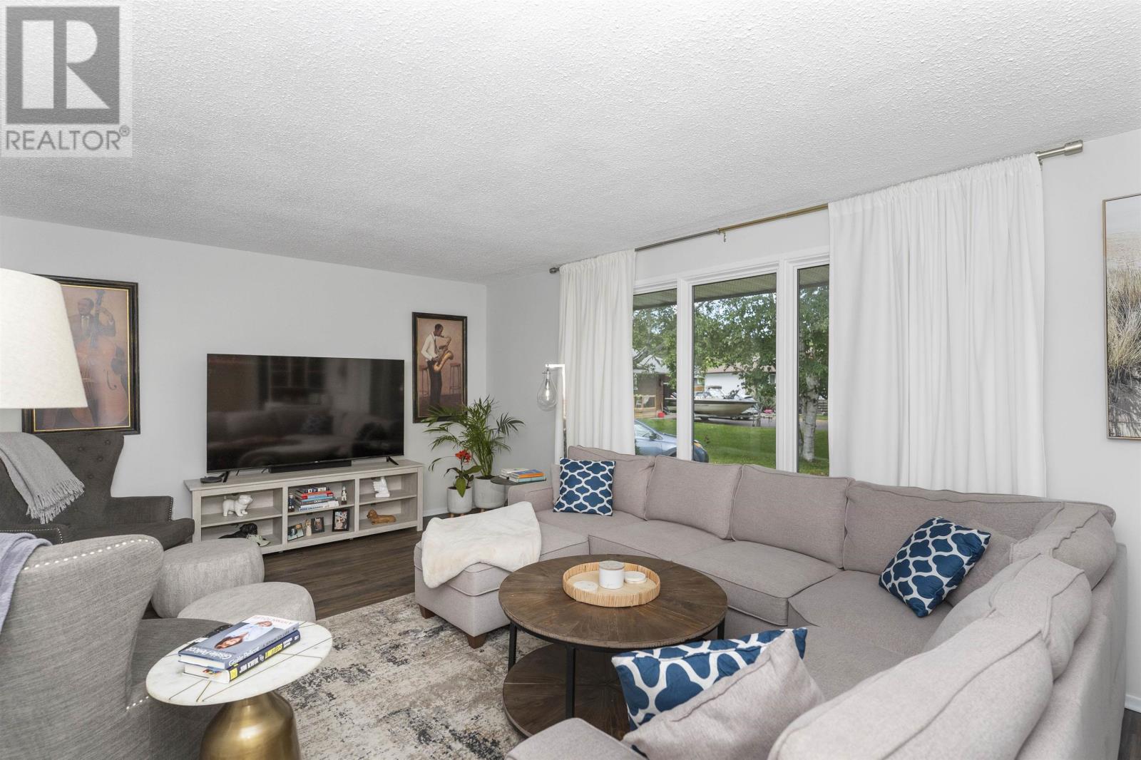 386 Lambton PL - 16