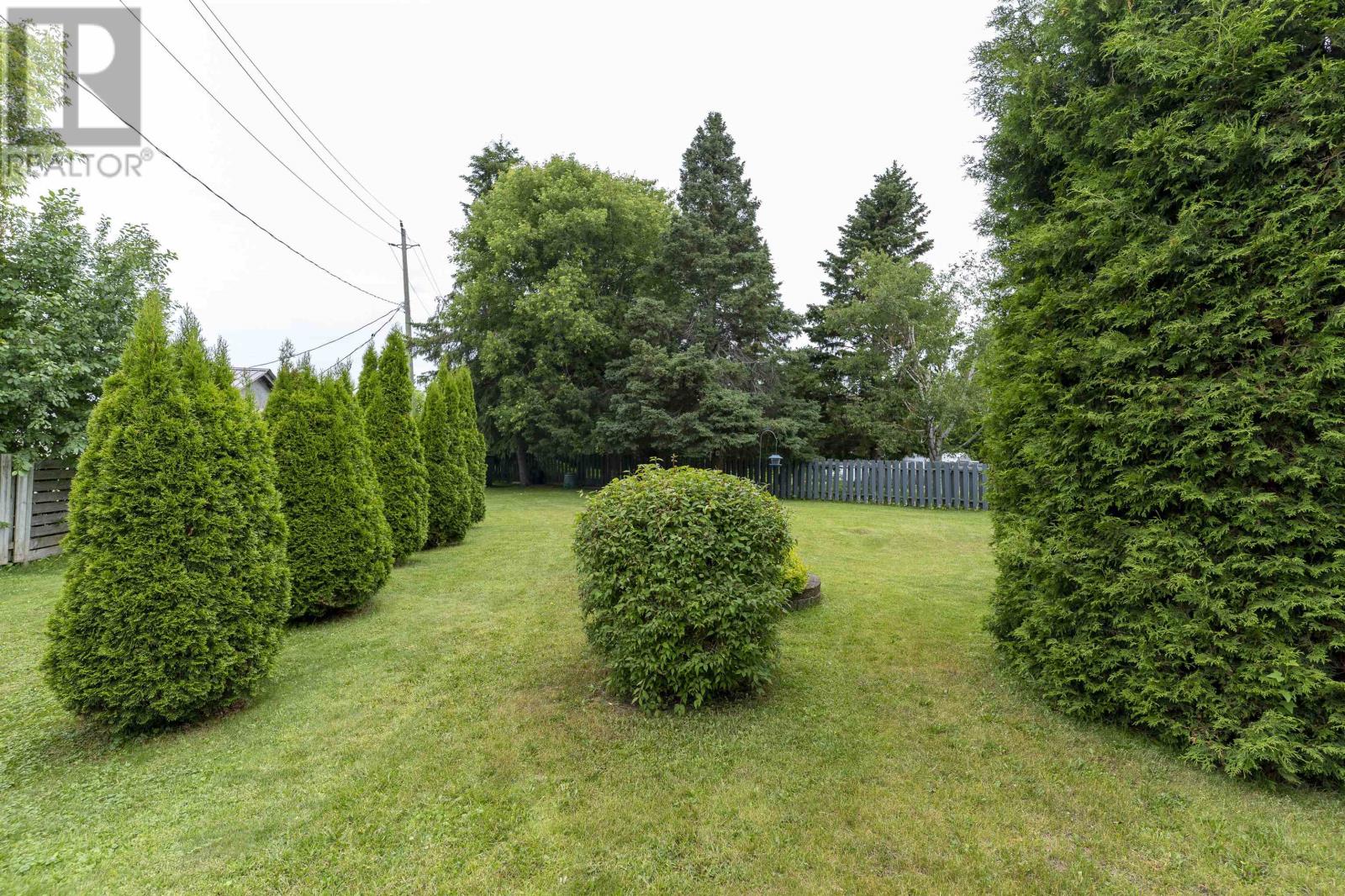 386 Lambton PL - 42