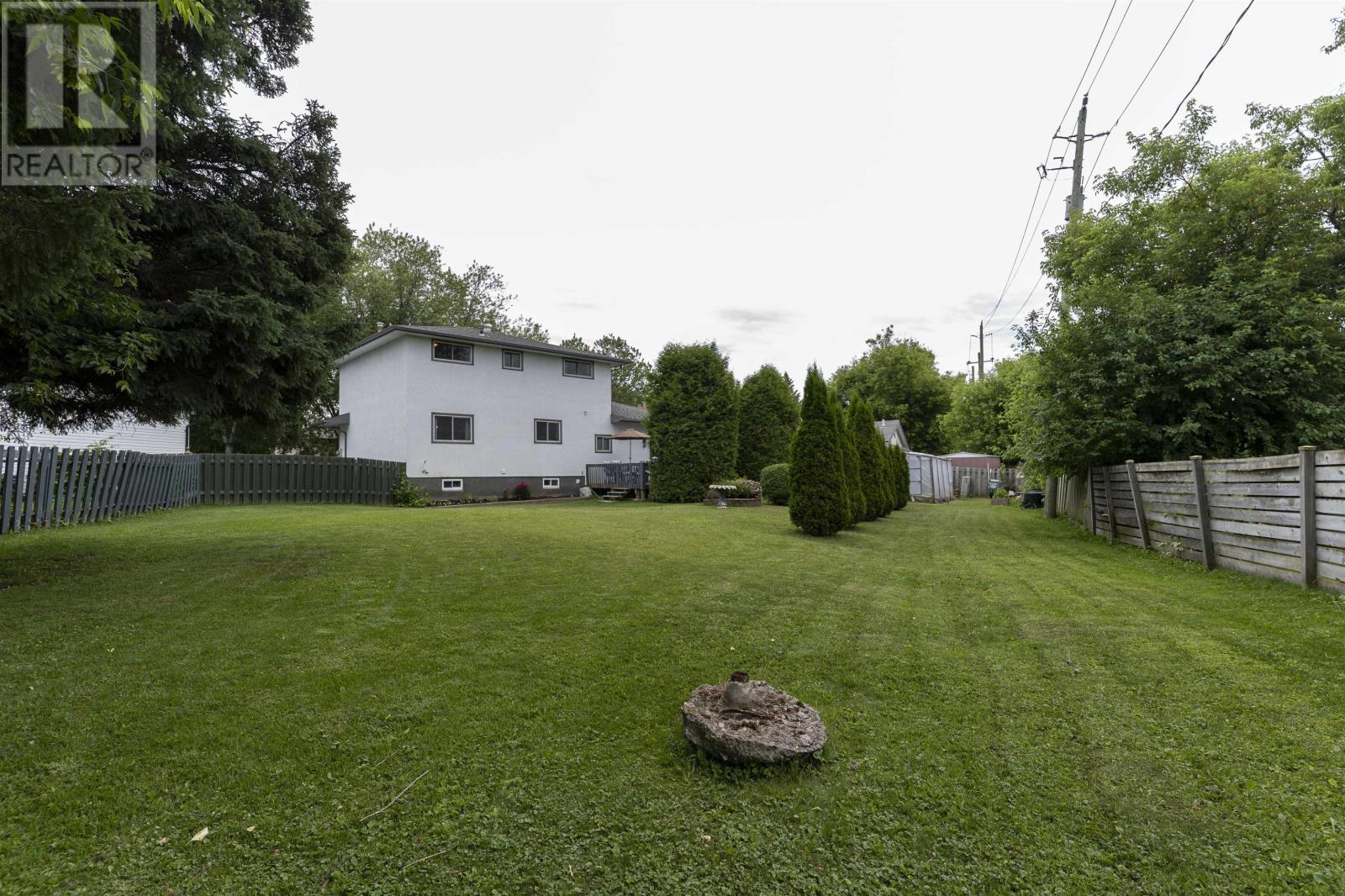 386 Lambton PL - 45