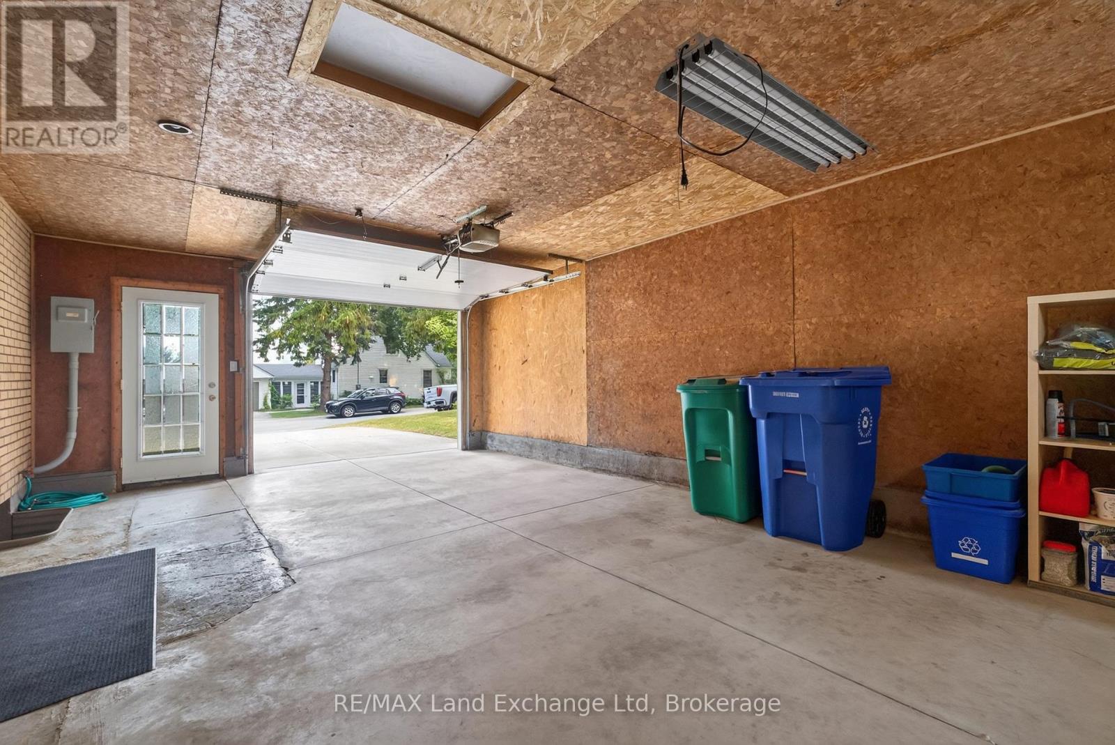 161 CATHERINE STREET - Image 26