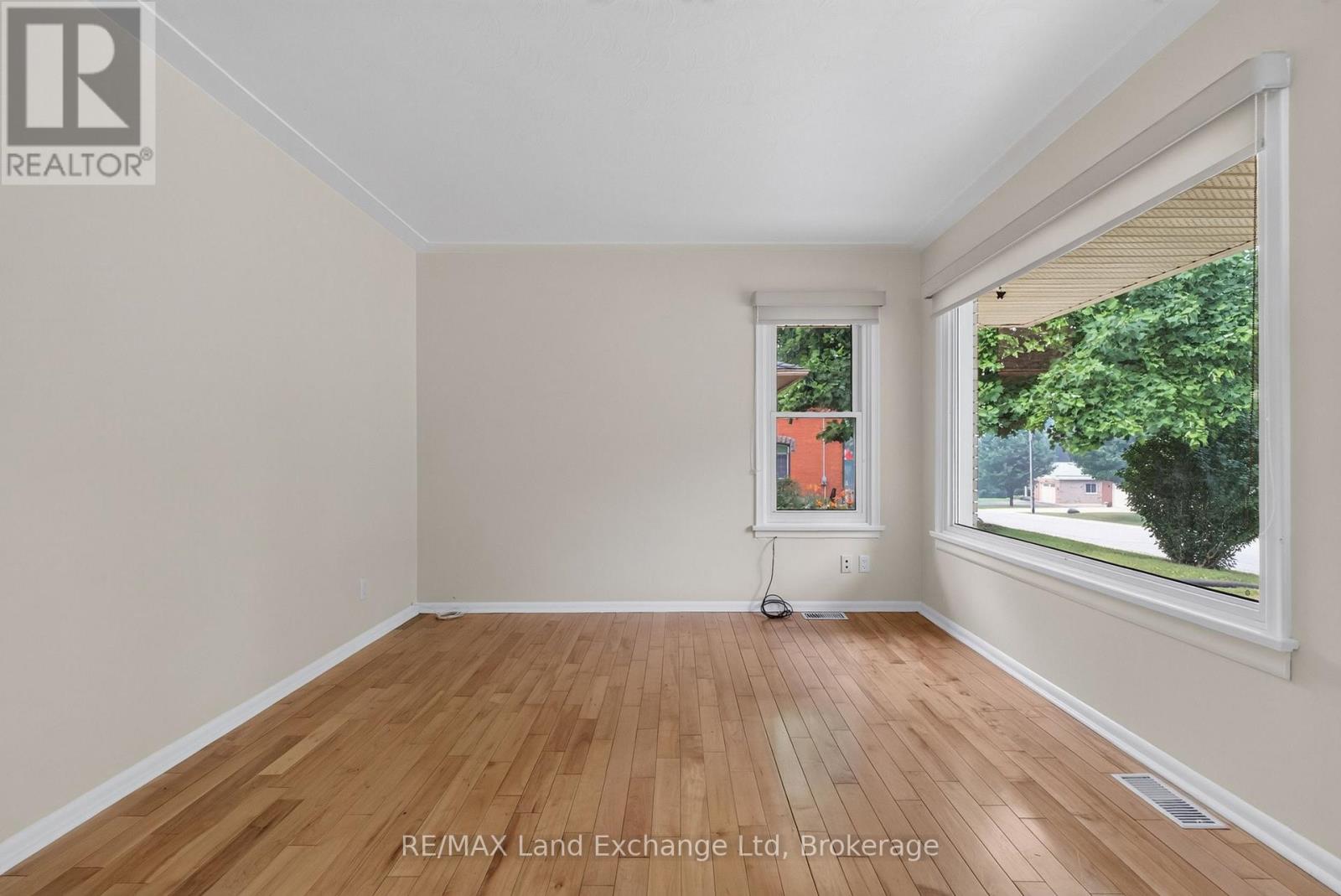 161 CATHERINE STREET - Image 6