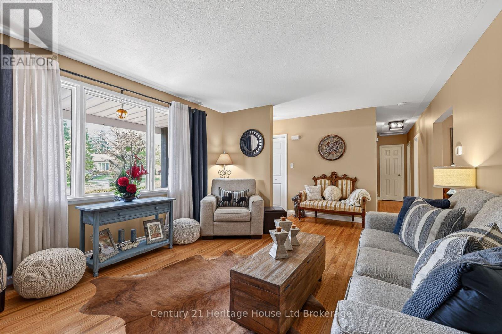 803 GLADSTONE DRIVE - Image 13
