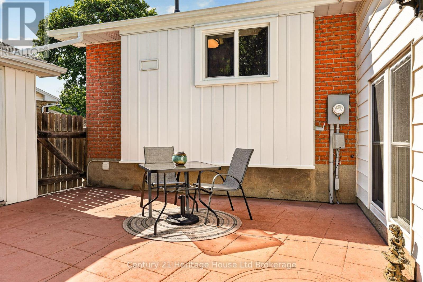 803 GLADSTONE DRIVE - Image 38