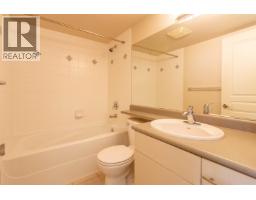 303 9298 University Crescent, Burnaby, BC V5A4X8 Photo 15