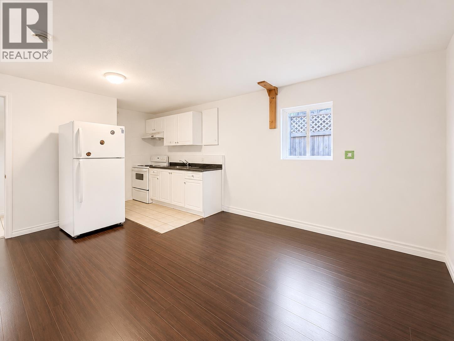 2br 5838 KERR STREET, Vancouver — photo 3