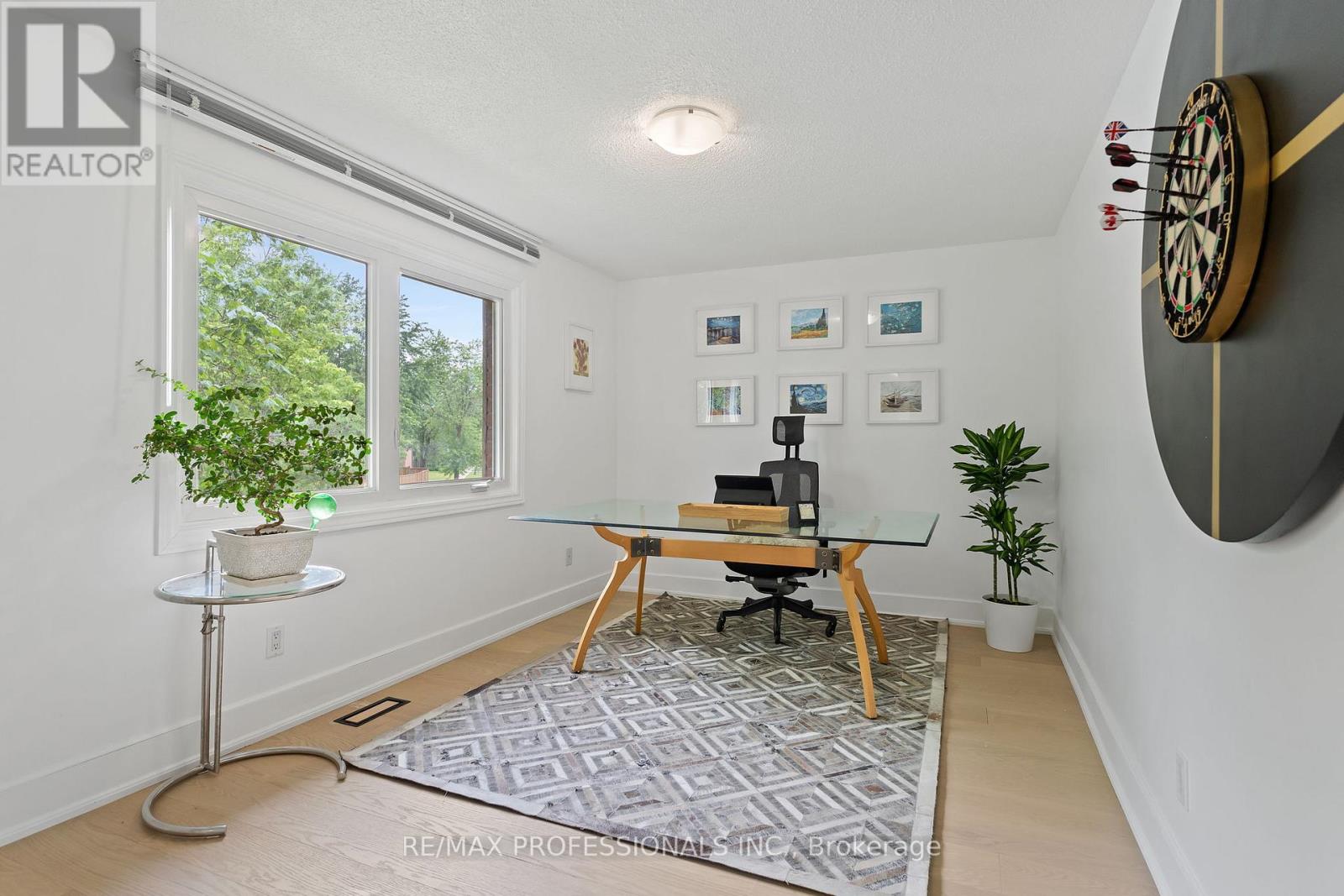6031 EDENWOOD DRIVE - 32