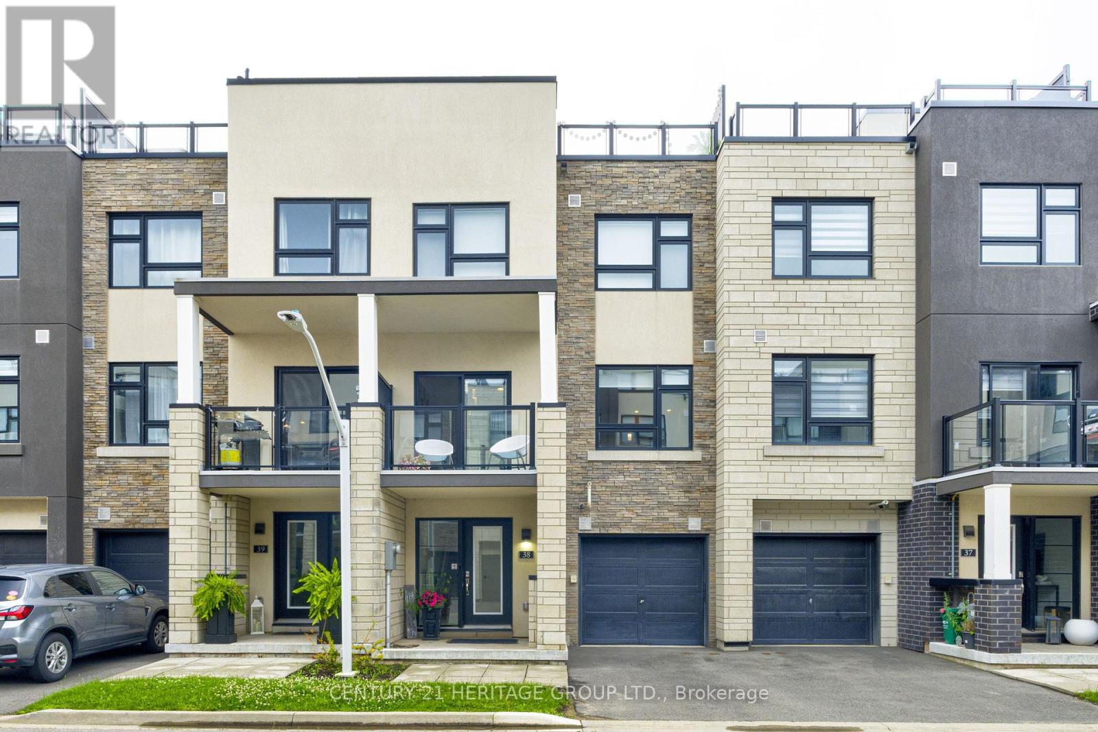 #38 1121 COOKE BOULEVARD - 5