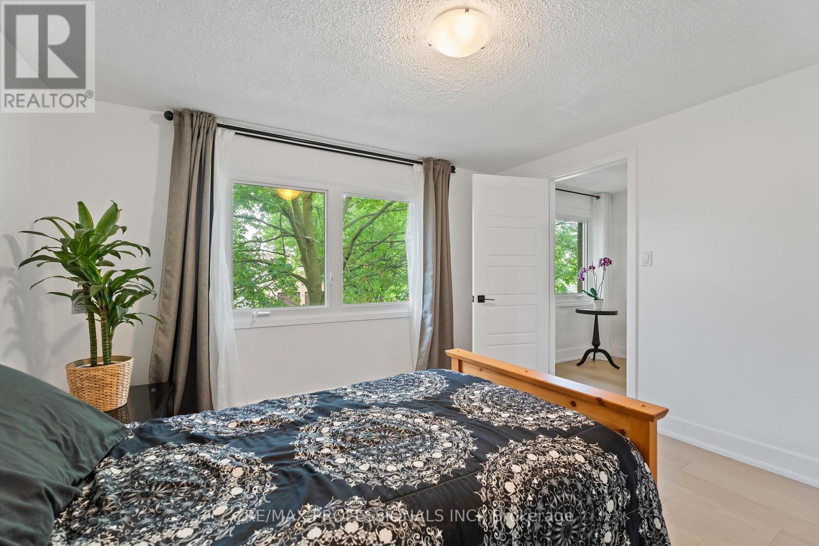 6031 EDENWOOD DRIVE - 31