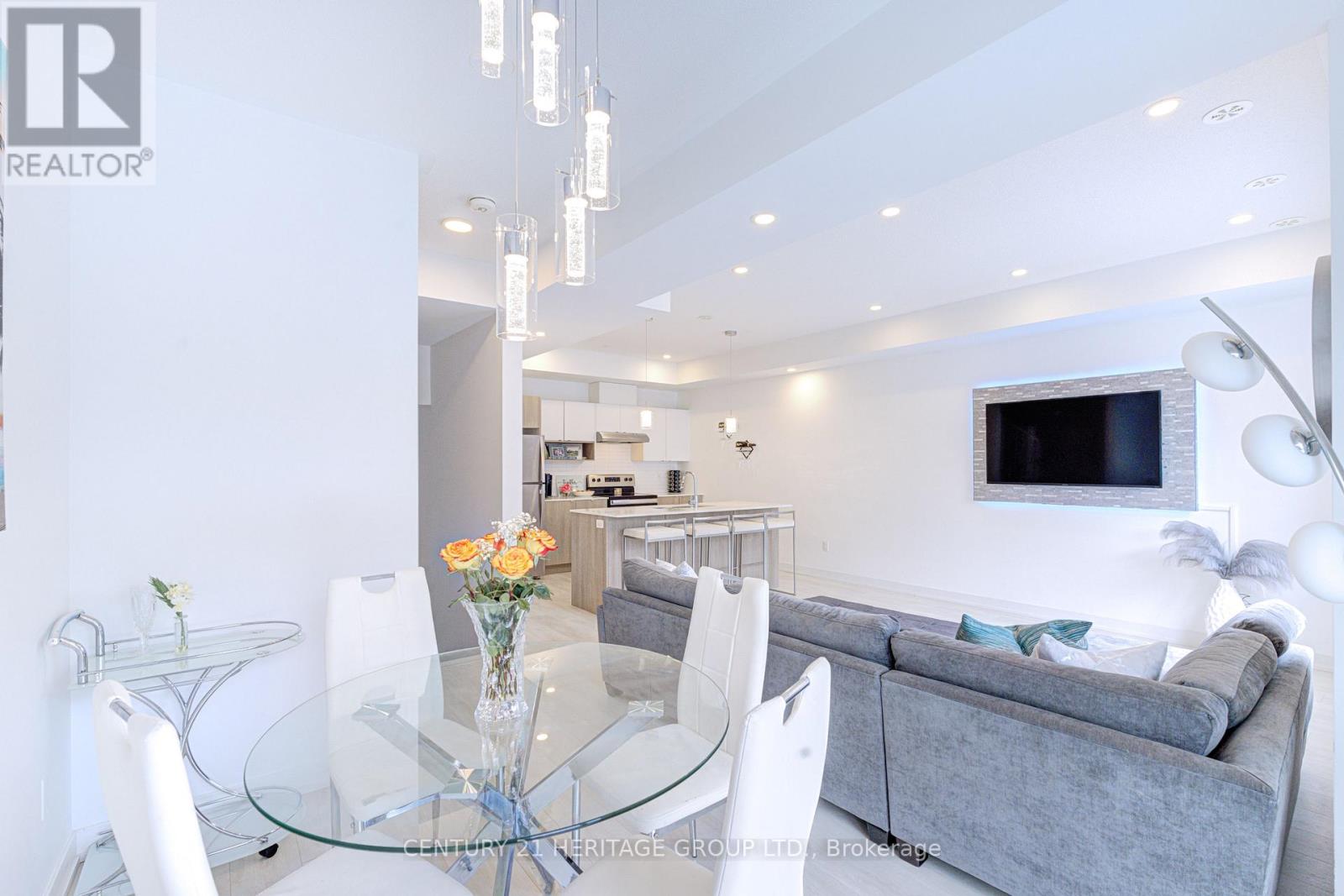 #38 1121 COOKE BOULEVARD - 15