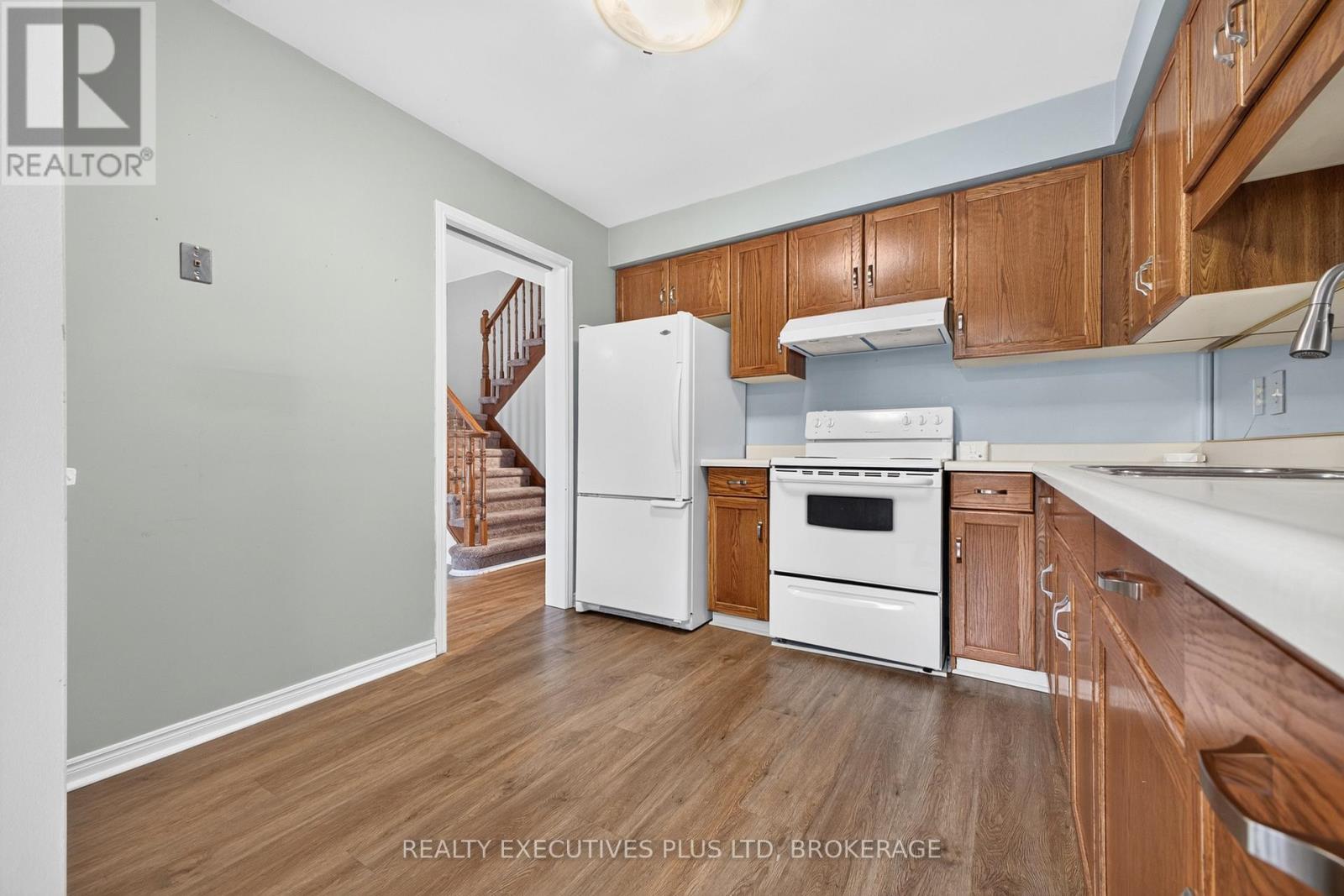 #6 6044 SWAYZE DRIVE - 13