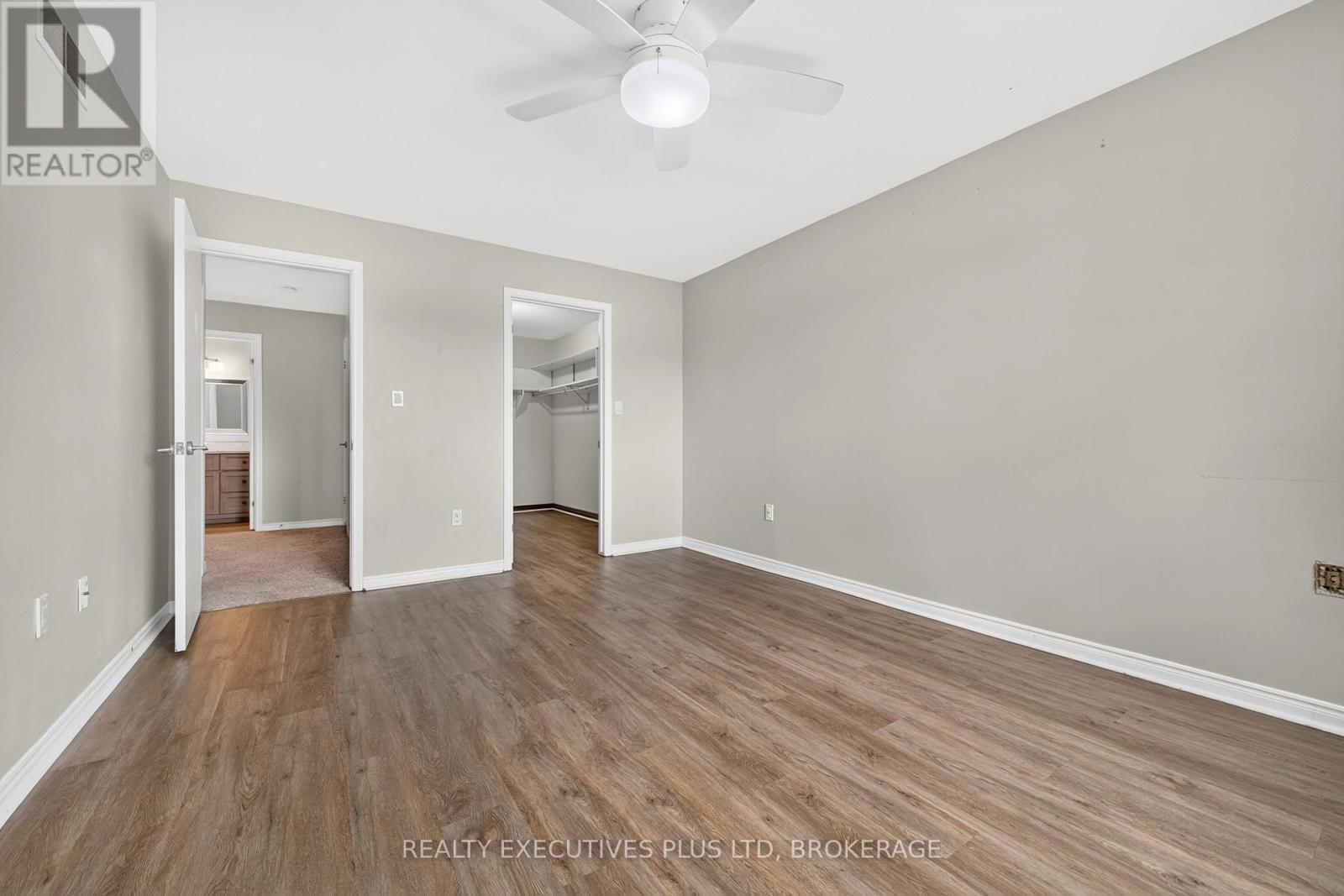 #6 6044 SWAYZE DRIVE - 17