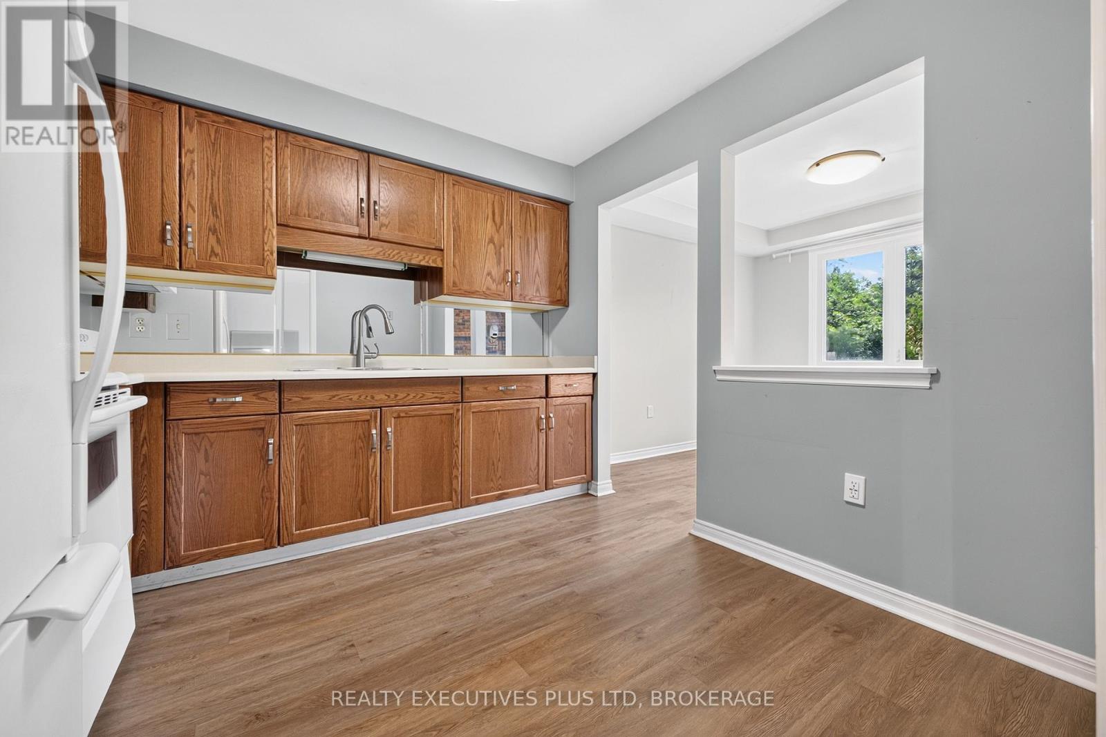 #6 6044 SWAYZE DRIVE - 12