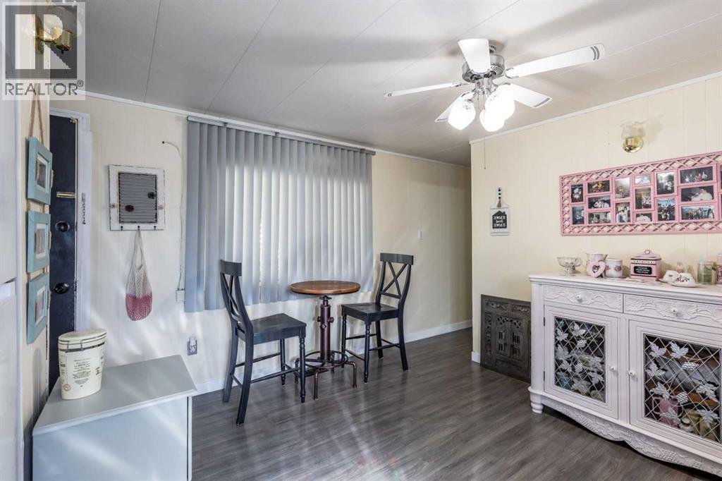 125, 4000 13 Avenue SE - 18
