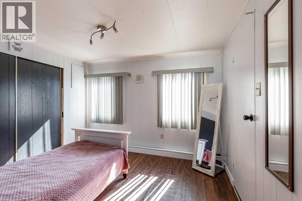 125, 4000 13 Avenue SE - 20
