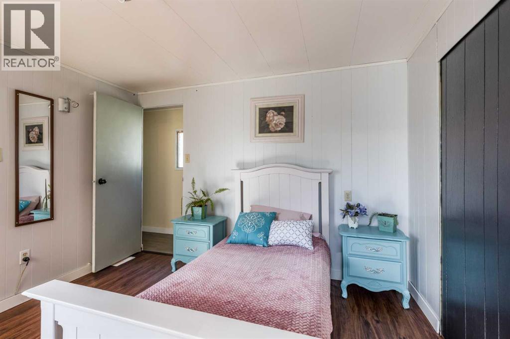 125, 4000 13 Avenue SE - 21