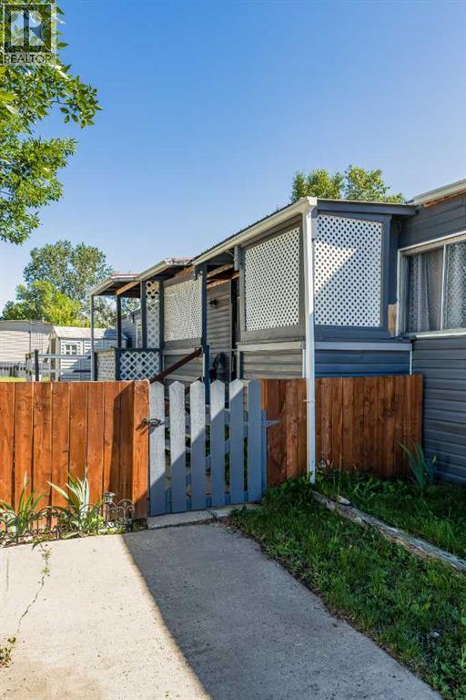 125, 4000 13 Avenue SE - 5