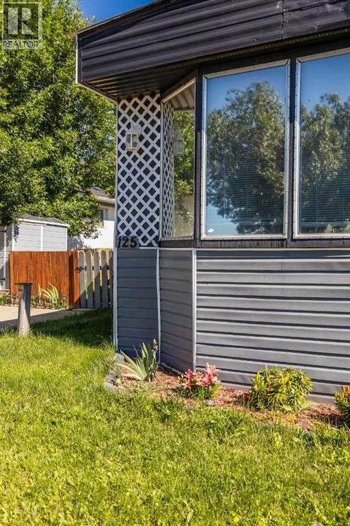 125, 4000 13 Avenue SE - 4
