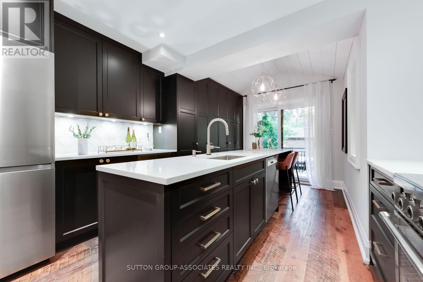 281 ARLINGTON AVENUE - 14