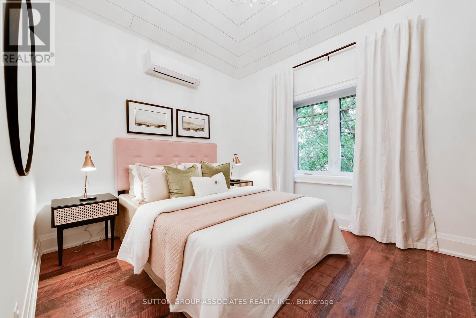 281 ARLINGTON AVENUE - 23