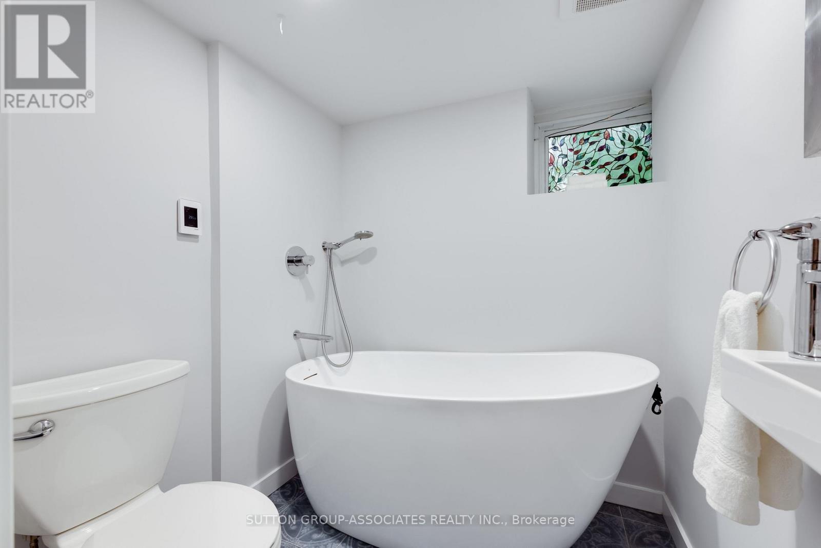 281 ARLINGTON AVENUE - 36