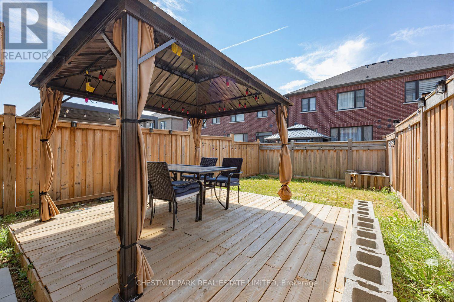 64 DOUET LANE - Image 23
