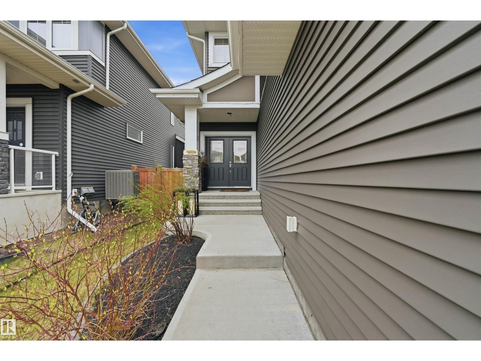 6615 KNOX PL SW - 3