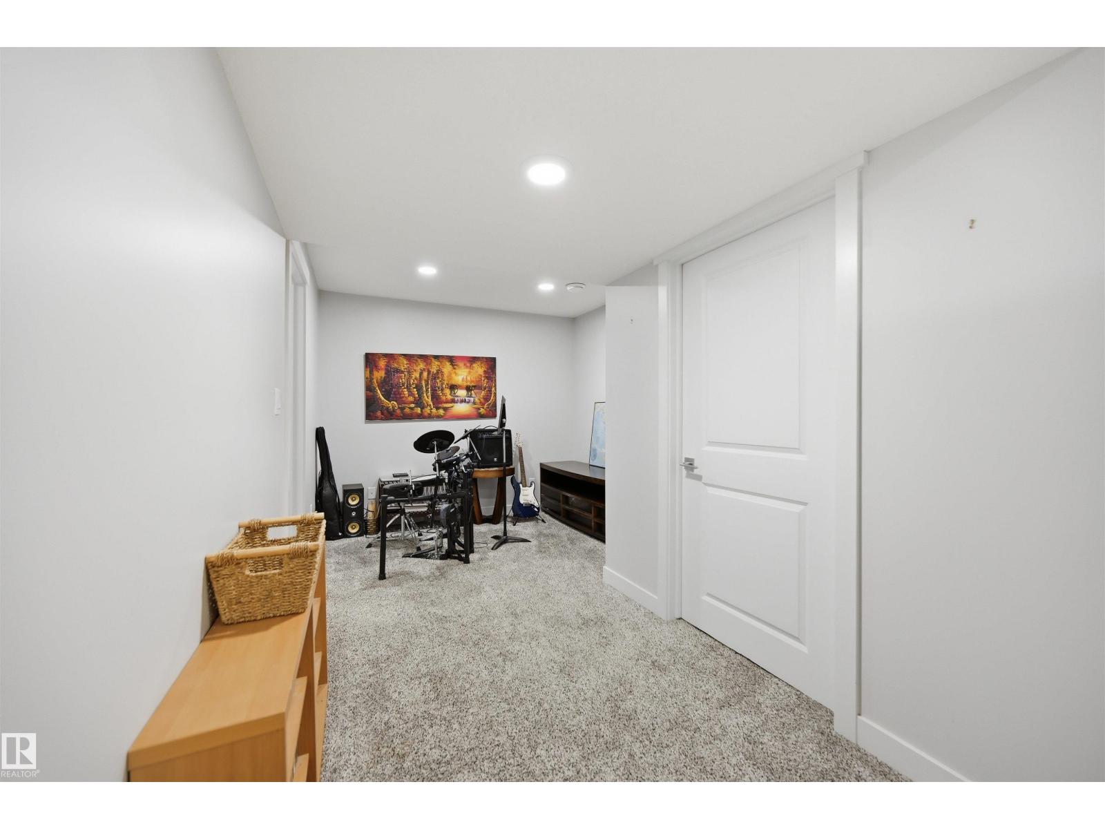 6615 KNOX PL SW - 38