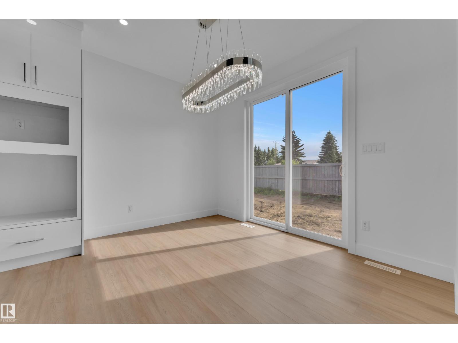4303 35 ST - 20