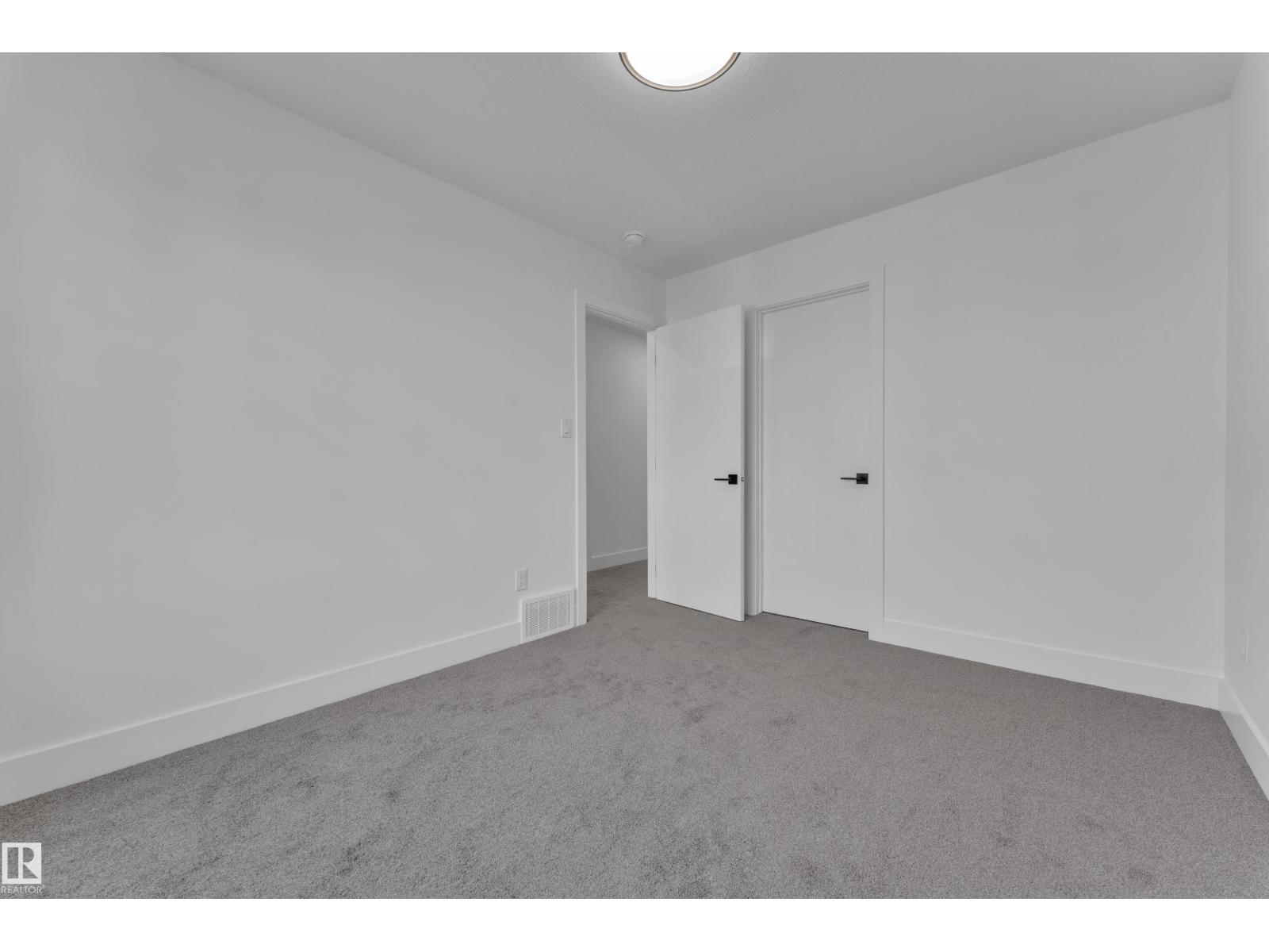 4303 35 ST - 37