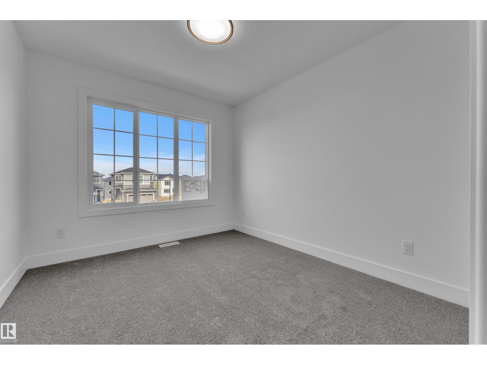 4303 35 ST - 39