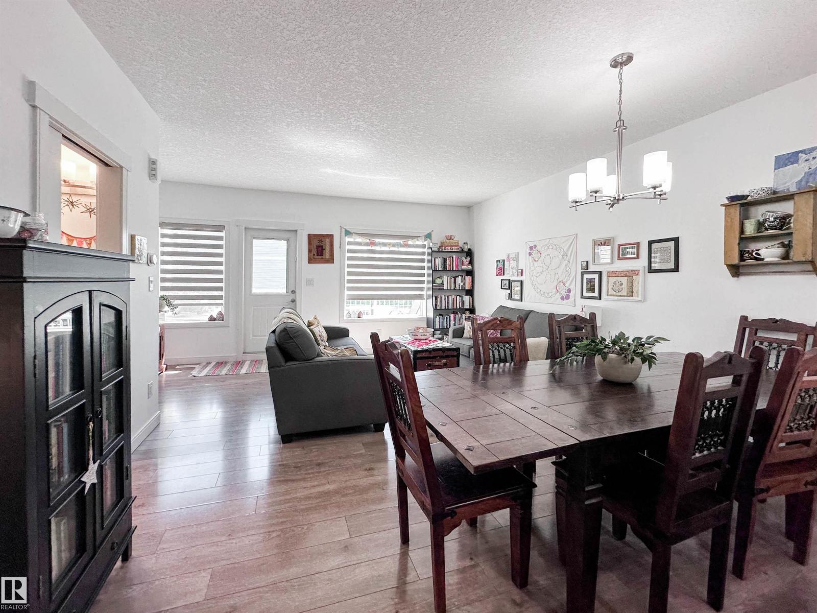 #11 150 EVERITT DR - 15
