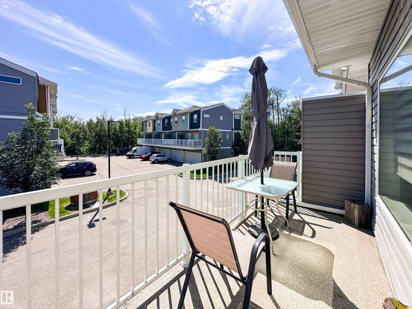 #11 150 EVERITT DR - 49