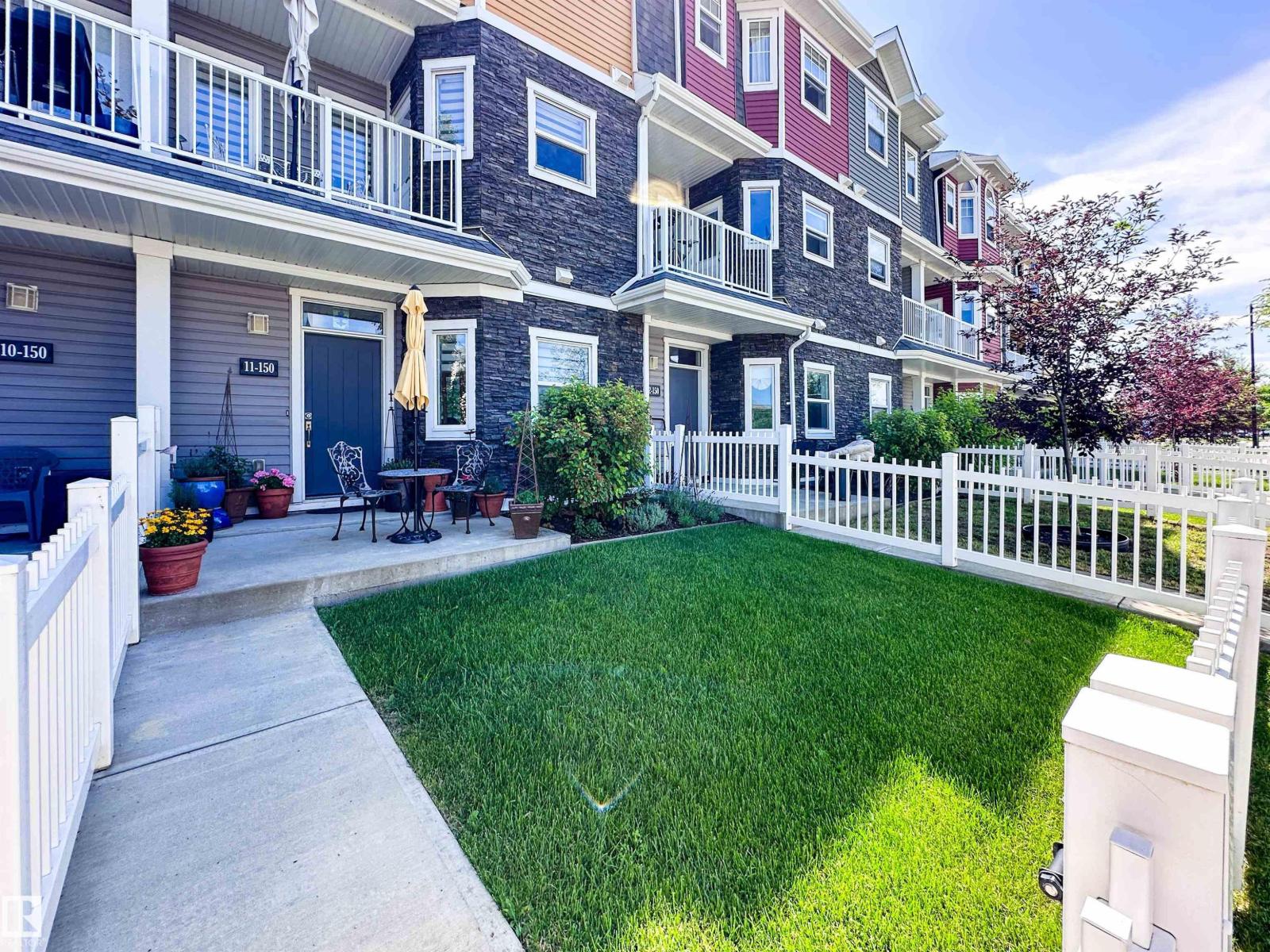 #11 150 EVERITT DR - 51