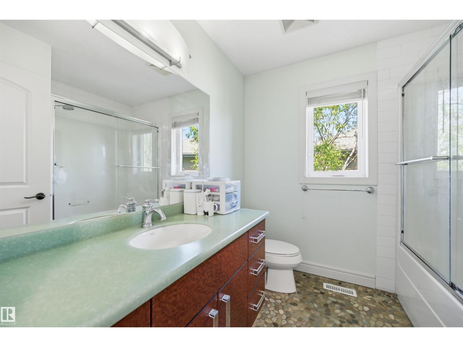 680 TODD LANDING LD NW - 23